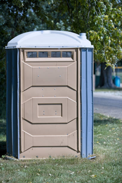 Best Affordable portable toilet rental  in New Middletown, OH